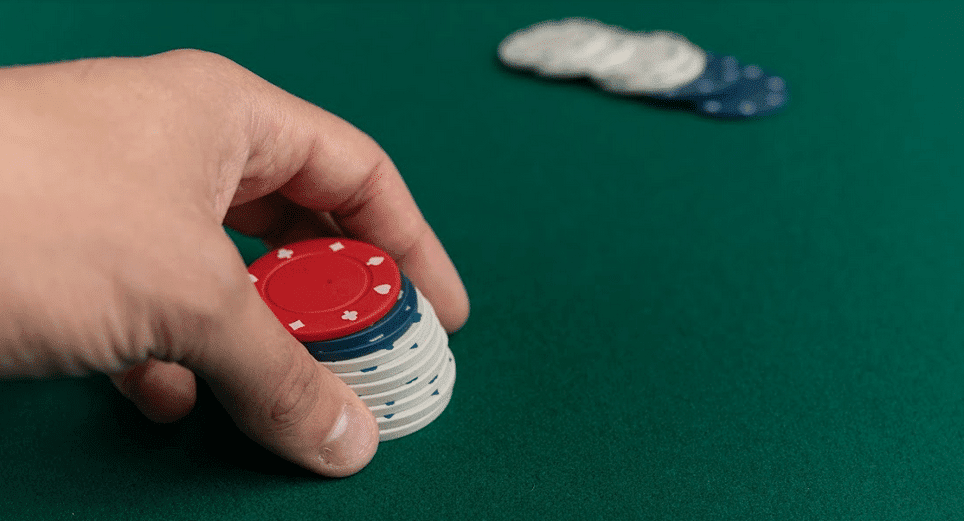 Deep Stack Poker là gì? Bật mí kinh nghiệm chơi Deep Stack Poker