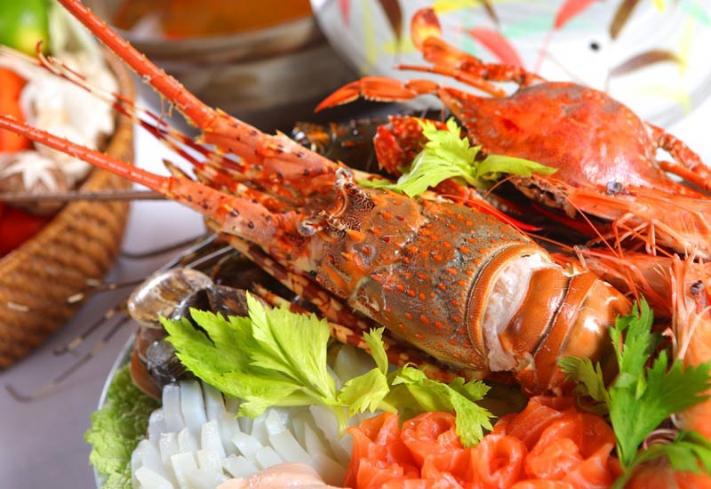 Buffet hải sản tại La Brasserie Nikko Saigon